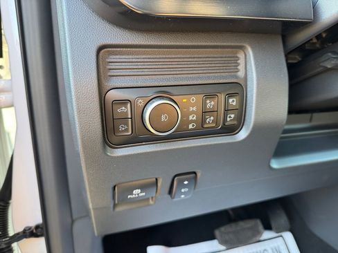 New 2026 Ford F350 Lariat w/ Black Appearance Package image 33