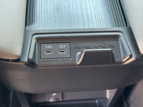 Certified 2025 Toyota Sienna XLE w/ XLE Plus Package FWD image 24