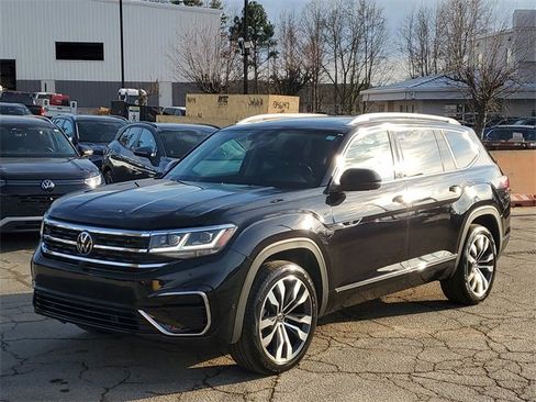 Certified 2023 Volkswagen Atlas SEL Premium image 32