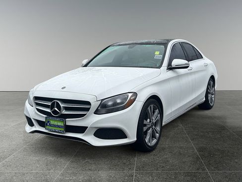 Used 2018 Mercedes-Benz C 300 Sedan image 3