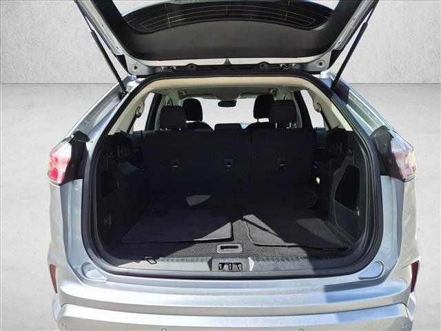 Certified 2022 Ford Edge SE w/ Black Appearance Package AWD/4WD image 7