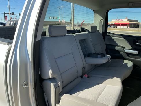 Used 2015 Chevrolet Silverado 3500 LT w/ LT Convenience Package image 18