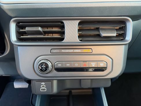 New 2026 Ford Maverick XL image 15