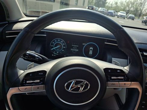 Certified 2023 Hyundai Tucson Limited w/ Cargo Package image 19