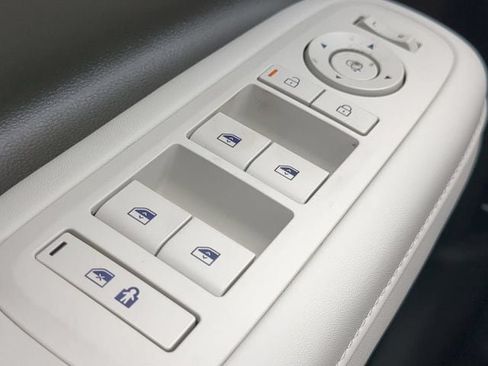 Used 2025 Hyundai Santa Fe Calligraphy AWD/4WD image 24