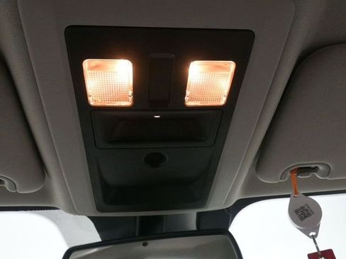 Used 2022 RAM 1500 Classic SLT w/ Electronics Group image 14