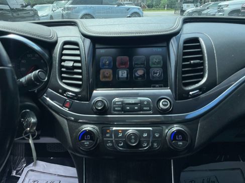 Used 2016 Chevrolet Impala LT w/ Convenience Package FWD image 14