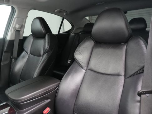 Used 2015 Acura TLX w/ Advance Package FWD image 11