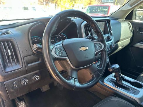 Used 2018 Chevrolet Colorado LT image 10