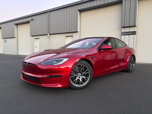 Used 2023 Tesla Model S Standard Range AWD/4WD image 5