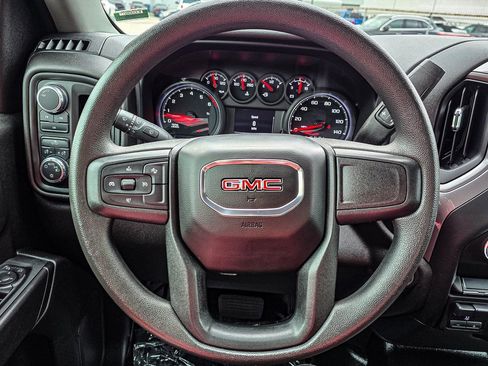 Used 2024 GMC Sierra 2500 Pro w/ Convenience Package image 32