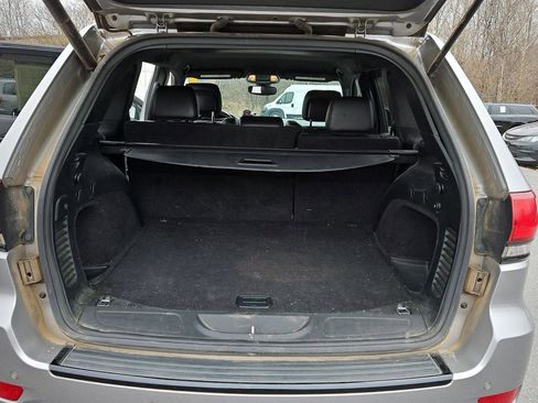 Used 2017 Jeep Grand Cherokee Altitude image 13