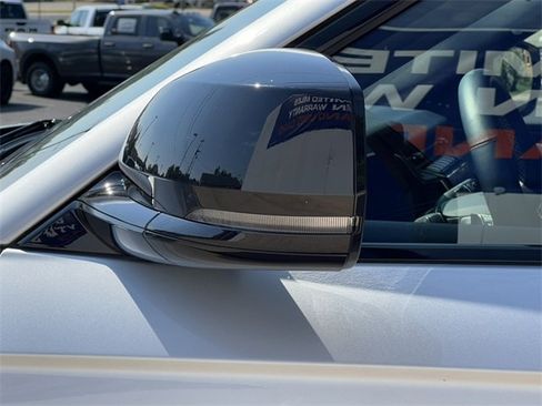 Used 2022 Jeep Grand Cherokee Altitude image 35