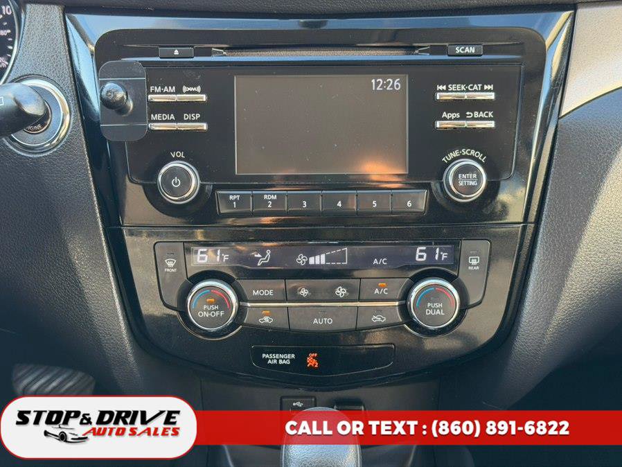 Used 2015 Nissan Rogue SV AWD/4WD image 11