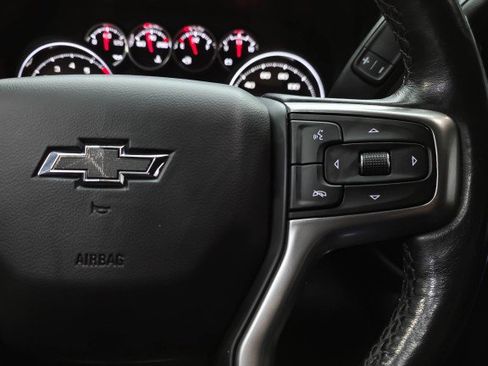 Used 2021 Chevrolet Silverado 1500 LT Trail Boss w/ Bed Protection Package AWD/4WD image 22