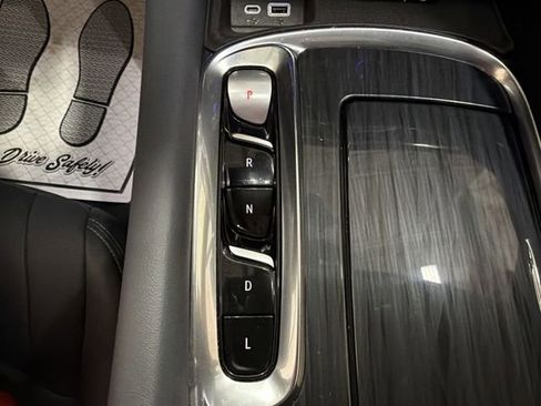 Certified 2024 Buick Enclave Essence w/ Experience Buick Package AWD/4WD image 20