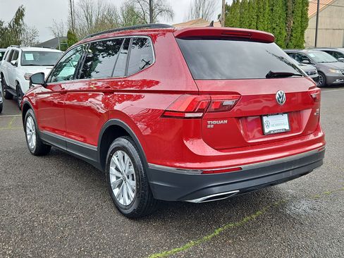 Used 2018 Volkswagen Tiguan SE image 3