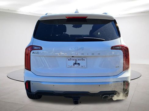 Used 2023 Kia Telluride S image 6