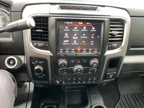 Used 2018 RAM 2500 Power Wagon w/ Leather & Luxury Group image 17