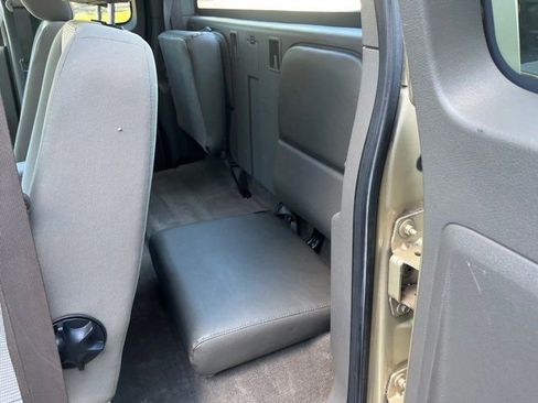 Used 2011 Dodge Dakota Big Horn image 13