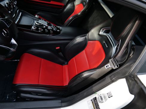 Used 2017 Mercedes-Benz AMG GT Coupe image 15