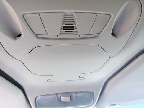 Used 2020 Ford Transit Connect XL FWD image 13