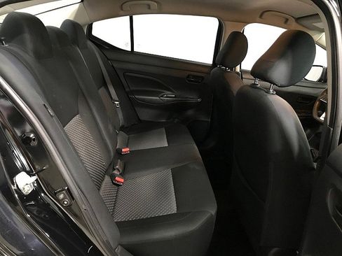 Used 2020 Nissan Versa S FWD image 17