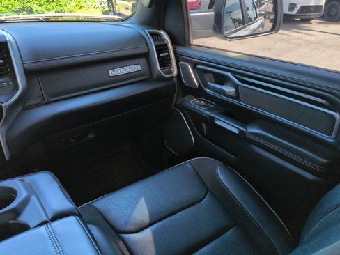 Used 2023 RAM 1500 Laramie AWD/4WD image 16