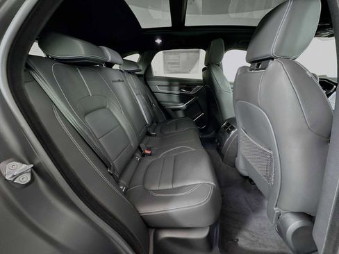New 2025 Jaguar F-PACE R-Dynamic S image 27
