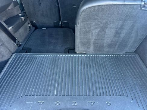 Used 2019 Volvo XC90 T8 R-Design w/ Advanced Package image 16