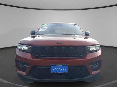 Used 2022 Jeep Grand Cherokee Altitude