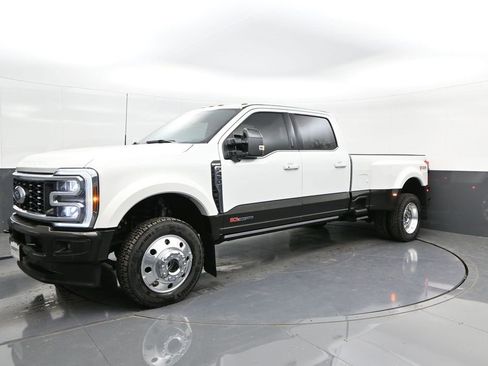 Certified 2024 Ford F450 King Ranch w/ FX4 Off-Road Package image 34