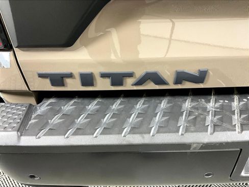 Certified 2024 Nissan Titan PRO-4X w/ Pro-4x Utility Package AWD/4WD image 25