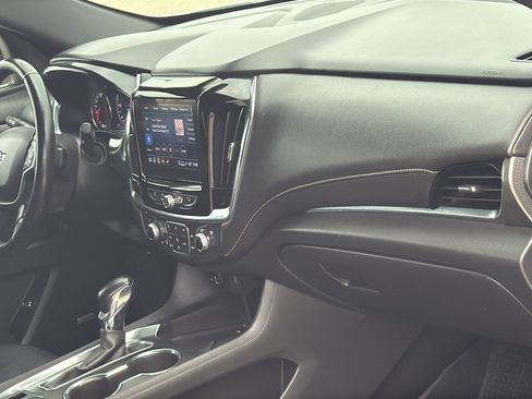 Used 2023 Chevrolet Traverse Premier w/ Redline Edition image 27