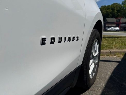 Used 2023 Chevrolet Equinox LT AWD/4WD image 19