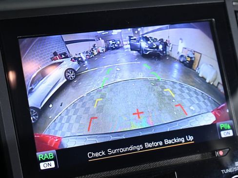 Used 2020 Subaru Crosstrek 2.0i Limited w/ Moonroof Package image 19