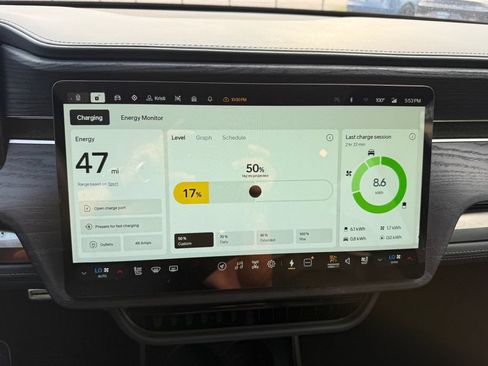 Used 2023 Rivian R1S Adventure AWD/4WD image 13