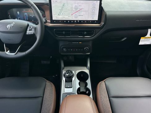 New 2026 Ford Bronco Sport Outer Banks image 3