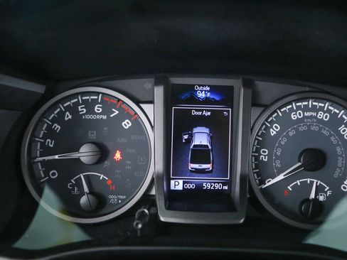 Used 2023 Toyota Tacoma TRD Sport AWD/4WD image 15