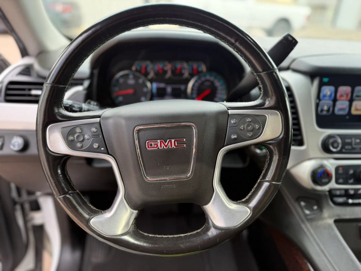 Used 2019 GMC Yukon SLT AWD/4WD image 24