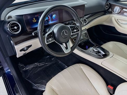 Used 2020 Mercedes-Benz E 350 E 350 w/ Parking Assistance Package image 23