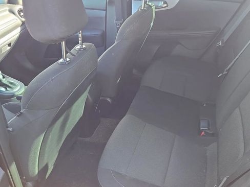 Used 2024 Kia Forte LXS image 8