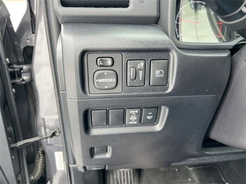 Used 2023 Toyota 4Runner SR5 Premium w/ Moonroof Package image 18