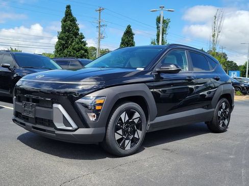 Used 2025 Hyundai Kona SEL FWD image 29