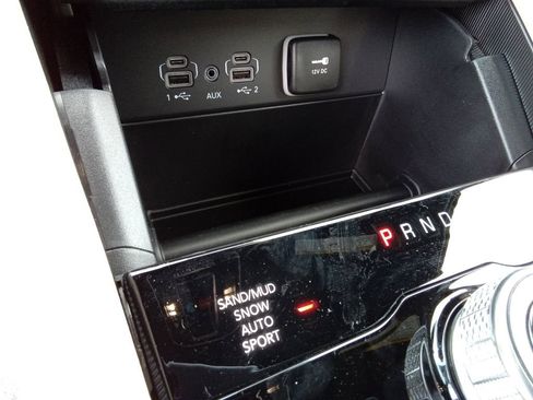 New 2026 Jeep Grand Cherokee Limited w/ Limited Altitude Package image 21