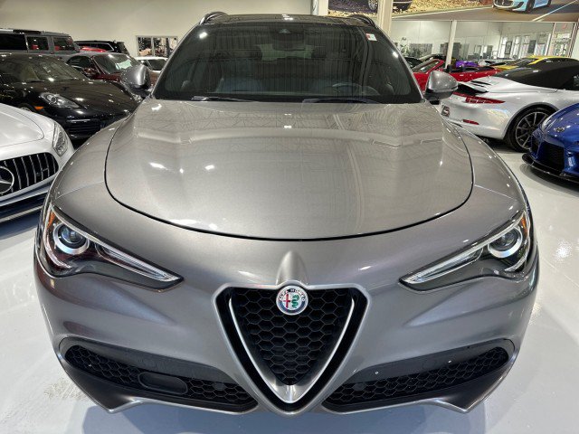 Used 2018 Alfa Romeo Stelvio Ti Sport AWD/4WD image 14