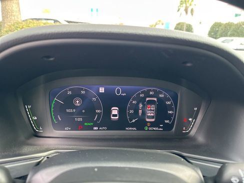 Certified 2024 Honda Accord Sport image 29