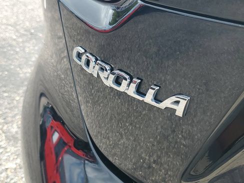 Used 2024 Toyota Corolla LE FWD image 28