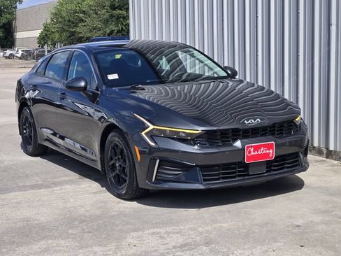 Used 2025 Kia K5 LXS FWD image 5