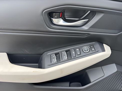 New 2025 Honda Accord SE image 17